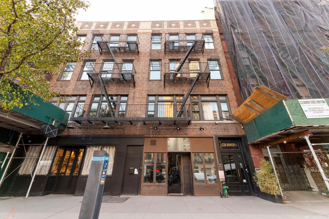 The Bowery House Hostel New York Exterior photo